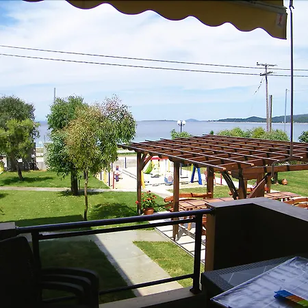 卡斯特罗豪华公寓 * 托罗尼