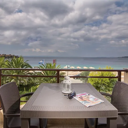 Castro Deluxe Τορώνη